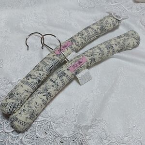 Elegant Toile Print Padded Hangers